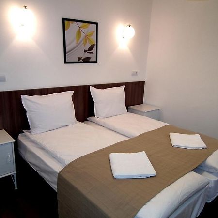White House Hotel Veliko Tarnovo Værelse billede