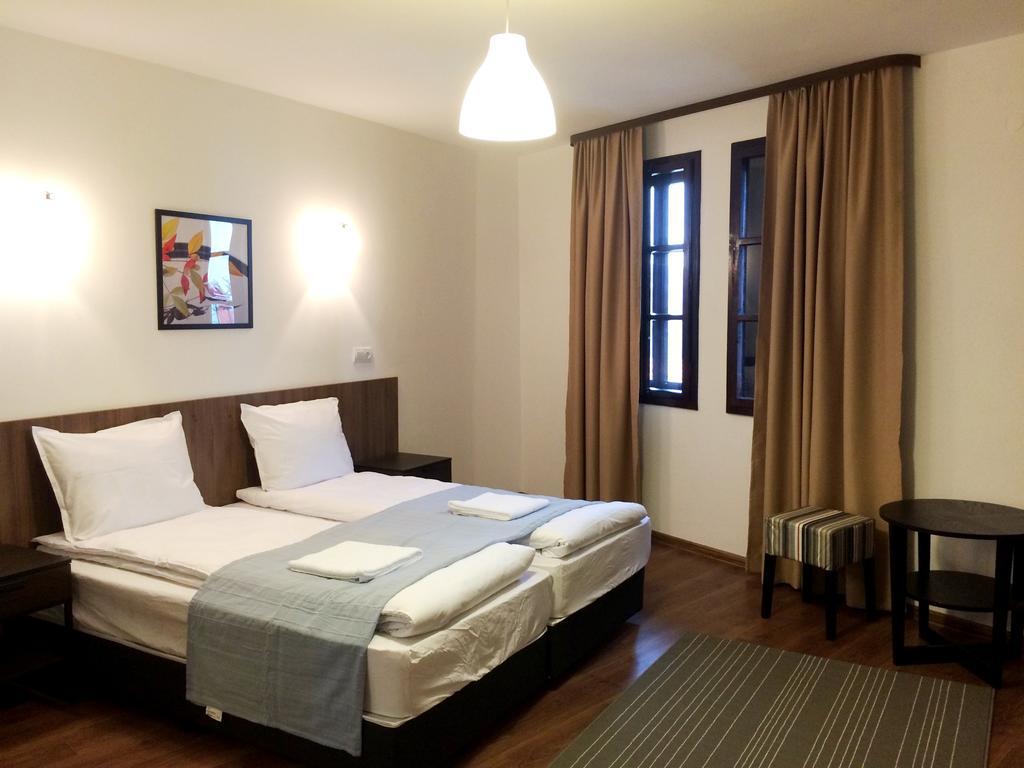 White House Hotel Veliko Tarnovo Værelse billede