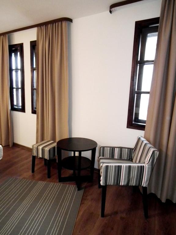 White House Hotel Veliko Tarnovo Værelse billede